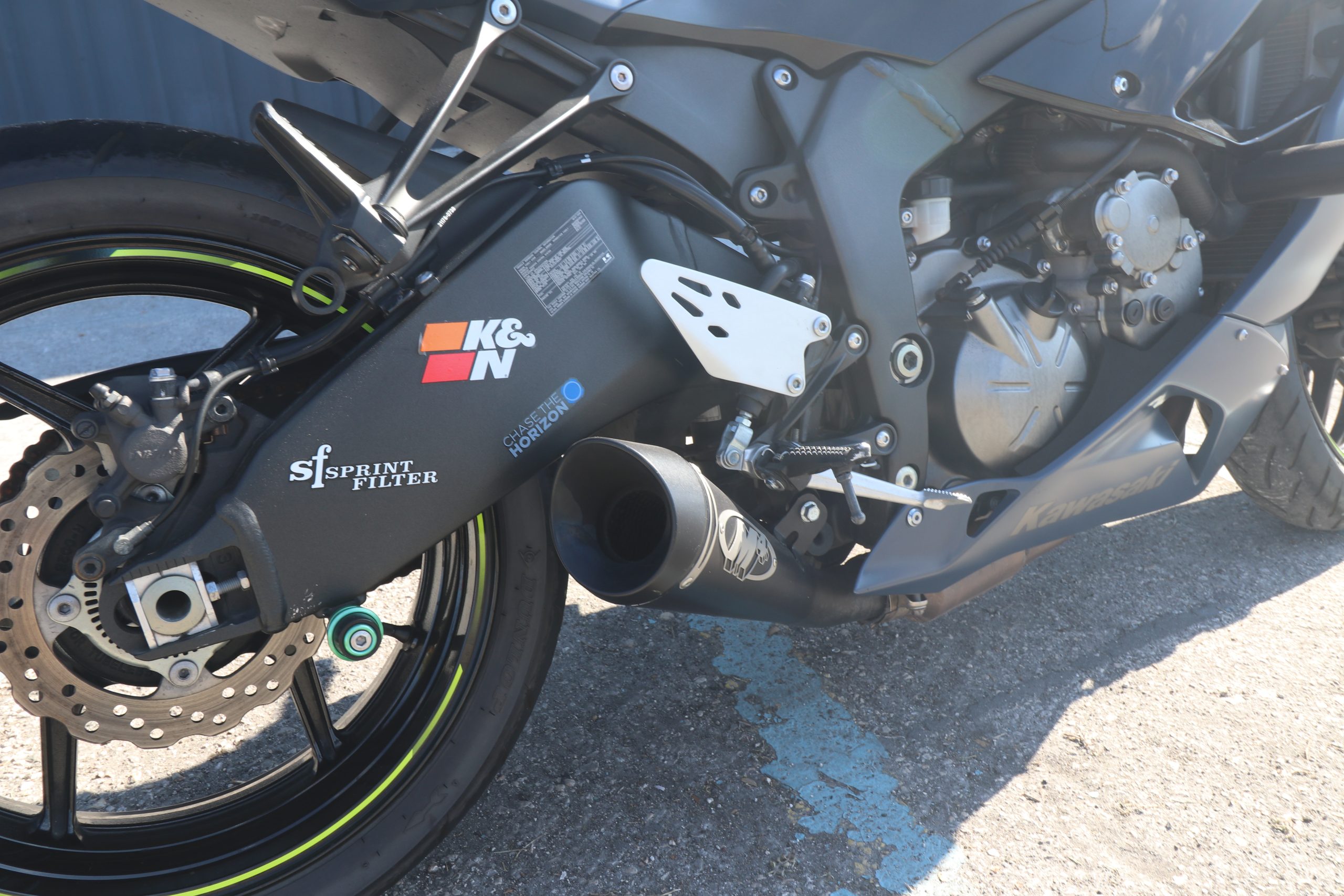 MO222ベージ Kawasaki Z H2 2026 - Motorcycle specifications, reviews, photos, used